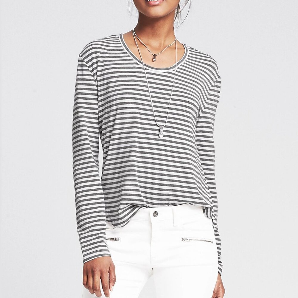 Banana Republic Striped Modal longer Tee Grey White